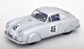 Het 1:18 gegoten model van de Porsche 356 SL Coupe Team Porsche K.G. Winnaar van de #47-klasse van de 24H LeMans van 1951. De rijders waren A. Veuillet en E. Mouche. De fabrikant van het schaalmodel is Werk83. Dit model is alleen on
