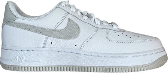 Nike Air Force 1 Low ESS - Taille 37,5 - Baskets pour femmes - Wit/ Beige