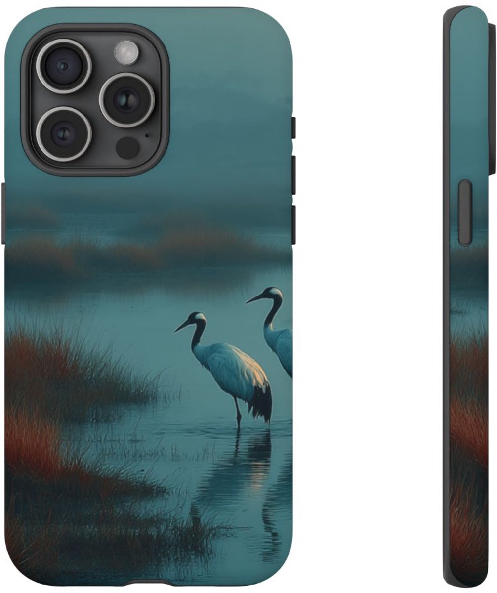 Kranen in Mistig Moerasland – Telefoonhoesje Geschikt voor iPhone 15 Pro Max