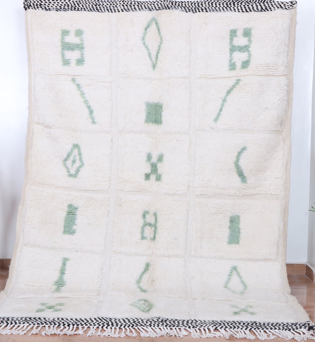 Handgeweven Berber Tapijt ''Beni Ourain'' - 245 x 165 cm - Uniek en handgemaakt - wit hoogpolig vloerkleed R352