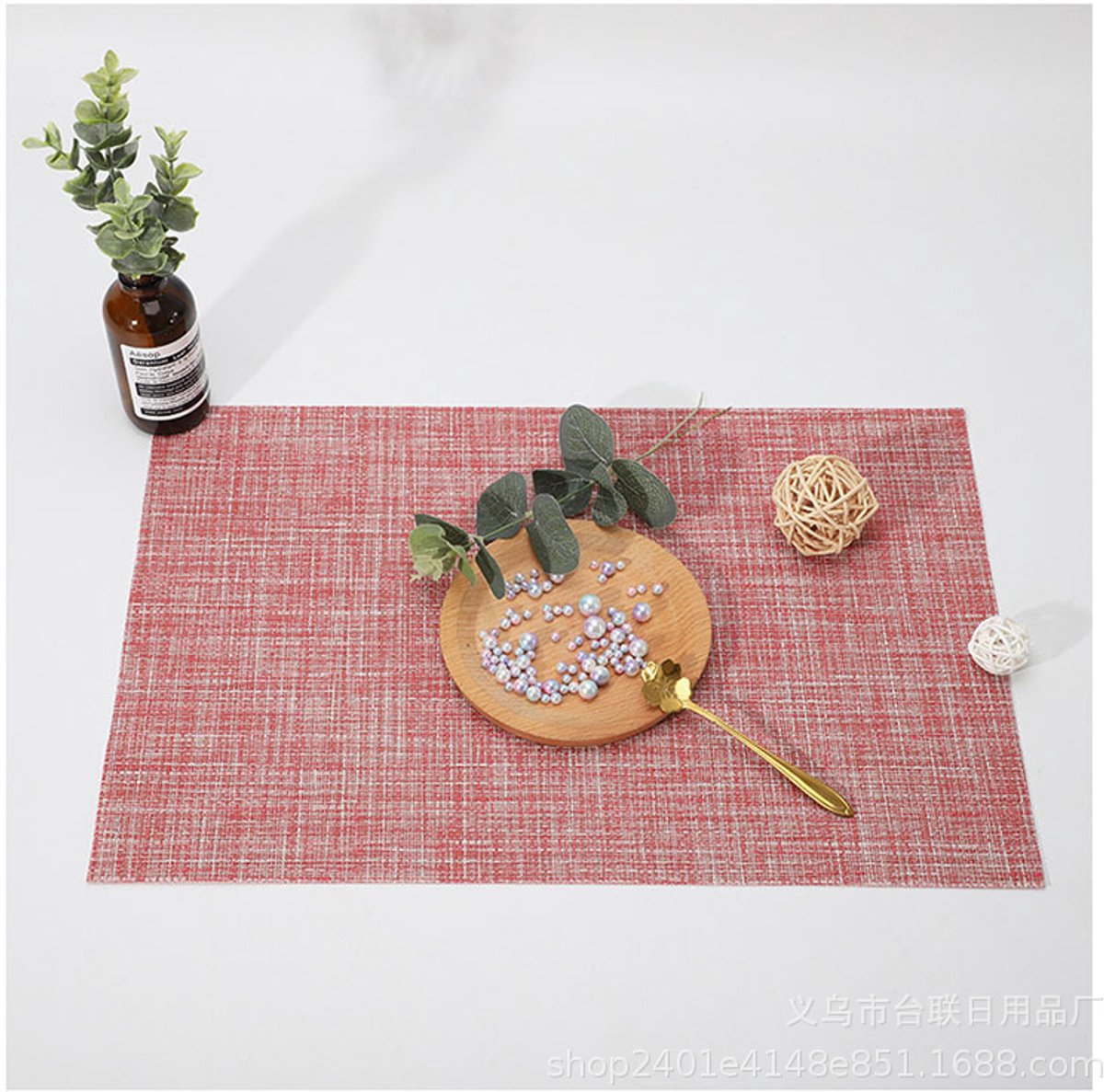 SUNMOOL Placemats - Hittebestendig - Onderleggers Placemats - Makkelijk schoon - Fijngeweven PVC - 30 x 45cm - Roze - 4Stuks
