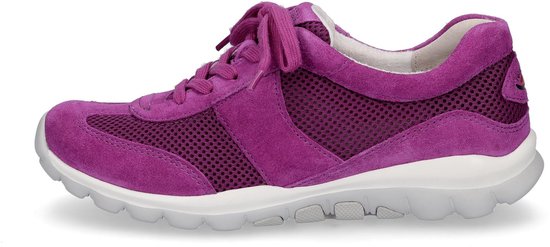 Zijaanzicht van een paarse Gabor rollingsoft sneaker met veters, mesh en suède, op witte zool.