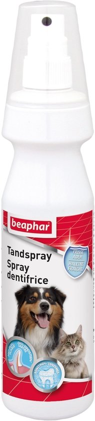 Beaphar Tandspray, fles met rode opdruk, hond en kat afgebeeld, met tandillustraties en schildlogo.