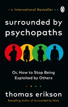 Internationaal bestseller 'Surrounded by Psychopaths' met vier silhouetten van mensen in gekleurde cirkels: rood, geel, groen en blauw.