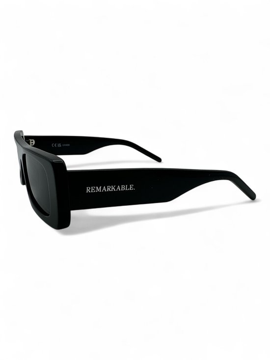 The Brand Remarkable - Zonnebril Unisex - Zonnebril Dames - Zonnebril Heren - Rechthoekige Zonnebril - Zwart - UV400 - Luxe & Trendy Zonnebril - Designer Zonnebril - Mode Zonnebril 2025 - Inclusief Beschermhoes - Polariserend Look van Merkloos — afbeelding 2