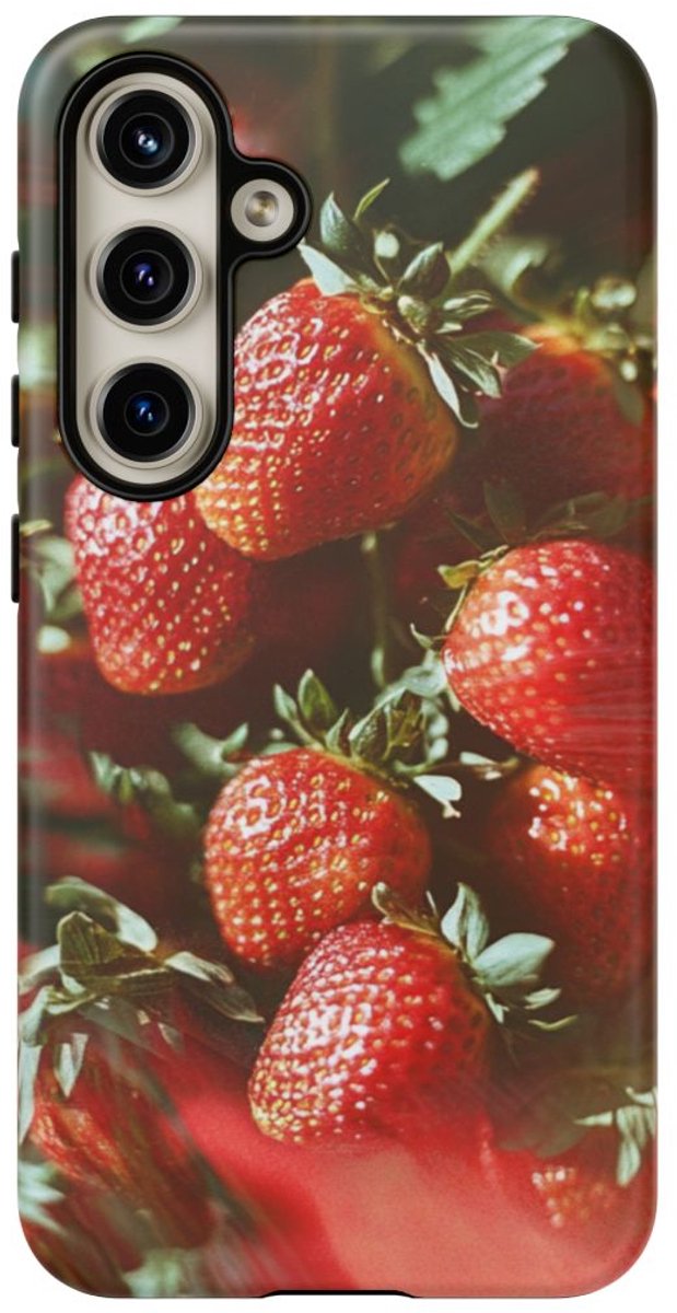 Sappige Rode Aardbeien van Dichtbij – Telefoonhoesje Geschikt voor Samsung Galaxy S24