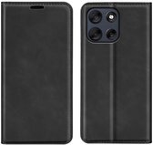MobyDefend Hoesje - Geschikt voor Motorola Moto G56 - Luxe Wallet Bookcase (Magnetische Sluiting) - Zwart