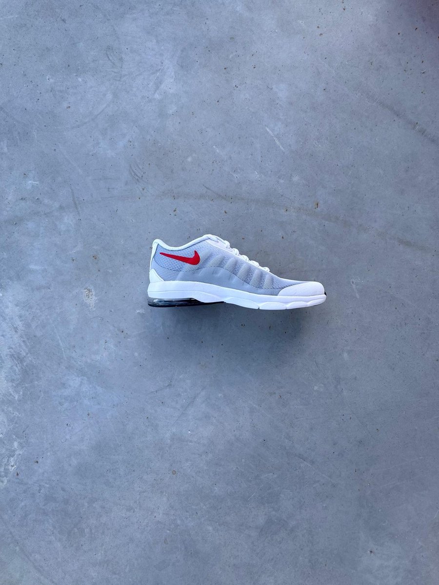 Nike Air Max Invigor Wit/Grijs