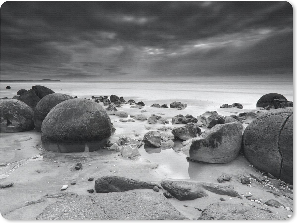 Muismat Zwart wit - Moeraki Boulders Nieuw Zeeland fotoprint muismat rubber - 23x19 cm - Muismat met foto