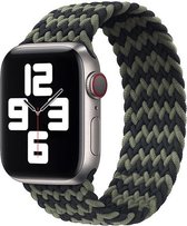 Gevlochten solo band - zwart groen - Geschikt voor Apple Watch