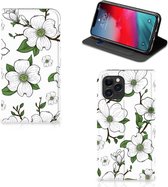 iPhone 11 Pro Smart Cover Dogwood Flowers