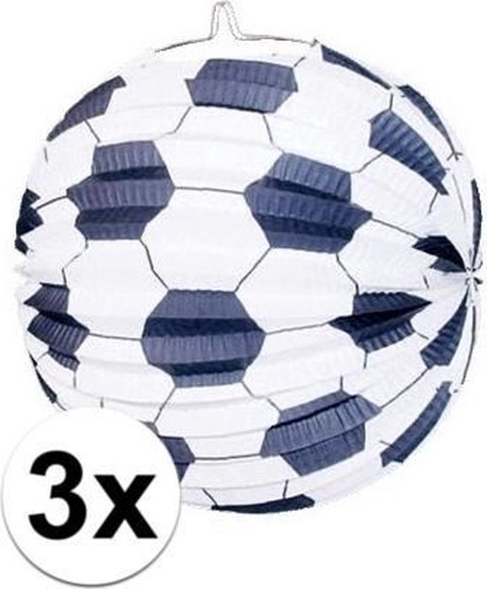 3x stuks Voetbal thema versiering lampionnen van 24 cm - Merkloos