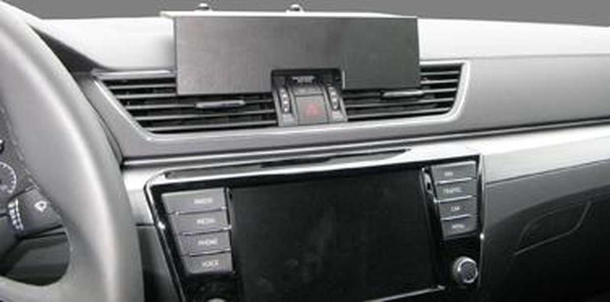 Brodit ProClip Skoda Superb Bj. 16-18