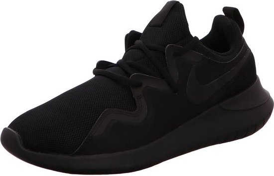 nike tessen sneakers