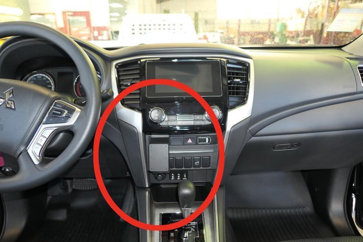 Brodit ProClip Mitsubishi L200 Bj. 20