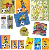 10 PIÈCES | Sac de friandises de FOOTBALL LUXUEUX, Y COMPRIS des cadeaux. Composé de: sac, craies, bloc-notes, flipper, puzzle, feuille d'autocollants et bulle | Garçons | Boîtes de friandises pour les anniversaires et les fêtes d'enfants