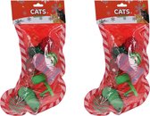 2x stuks kerstcadeau voor katten/poezen kerstsok met speeltjes - Kattenspeelgoed/poezenspeelgoed kerst thema
