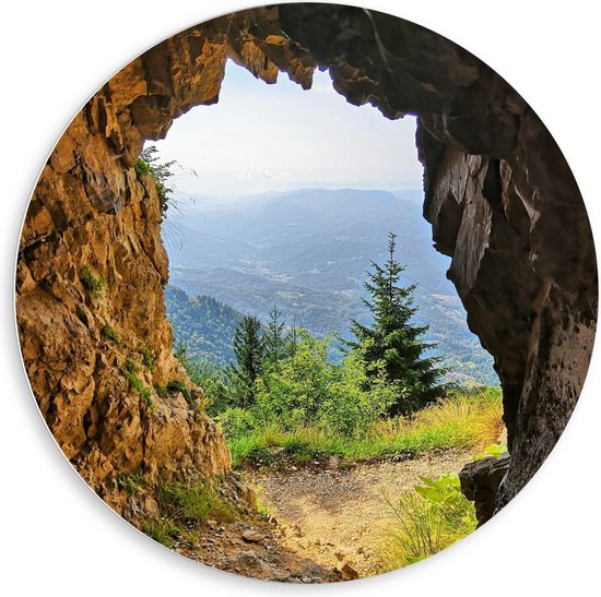 Forex Wandcirkel - Grot met Uitzicht op Berglandschap - 80x80cm Foto op Wandcirkel (met ophangsysteem)