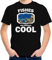 Dieren vissen t-shirt zwart kinderen - fishes are serious cool shirt  jongens/ meisjes - cadeau shirt vis/ vissen liefhebber XS (110-116)