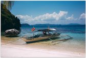 Affiche – Bateau Skiff à la Mer autour de Montagnes - Photo 90x60cm sur Papier Affiche