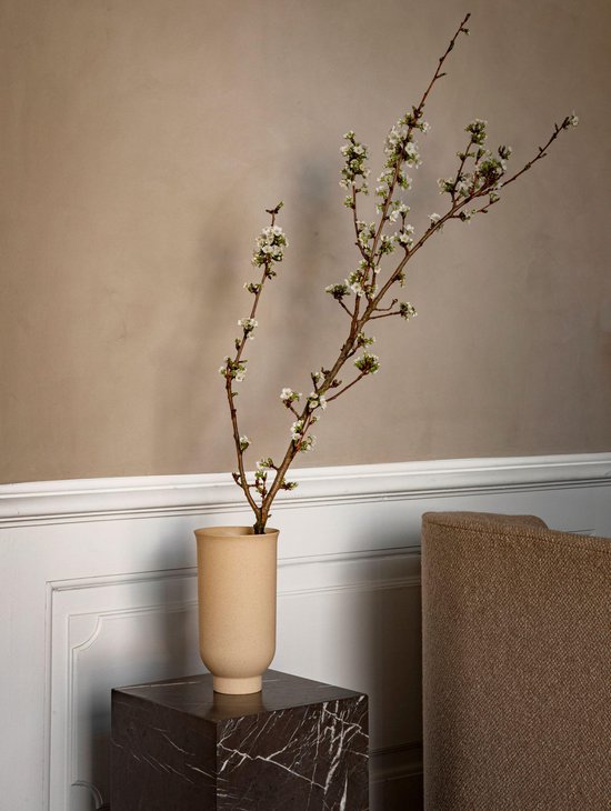 Table d'appoint cubique Plinth d'Audo Copenhagen 40x40 Gris Galaxy