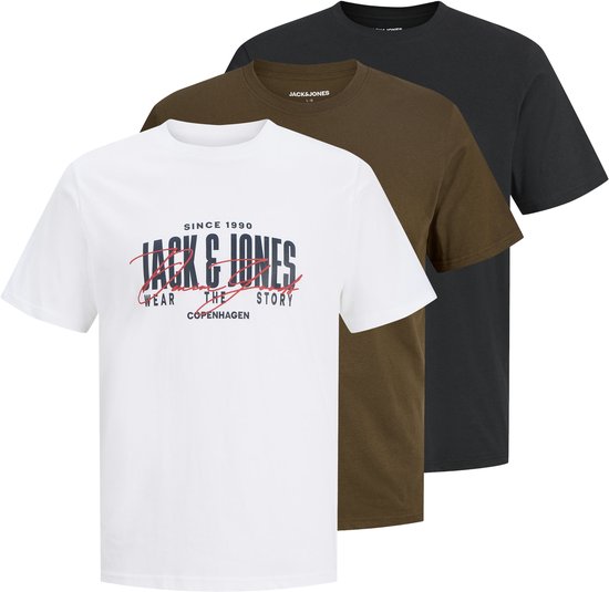 Drie Jack & Jones t-shirts: wit, bruin en zwart. Wit shirt met rode en blauwe tekst.