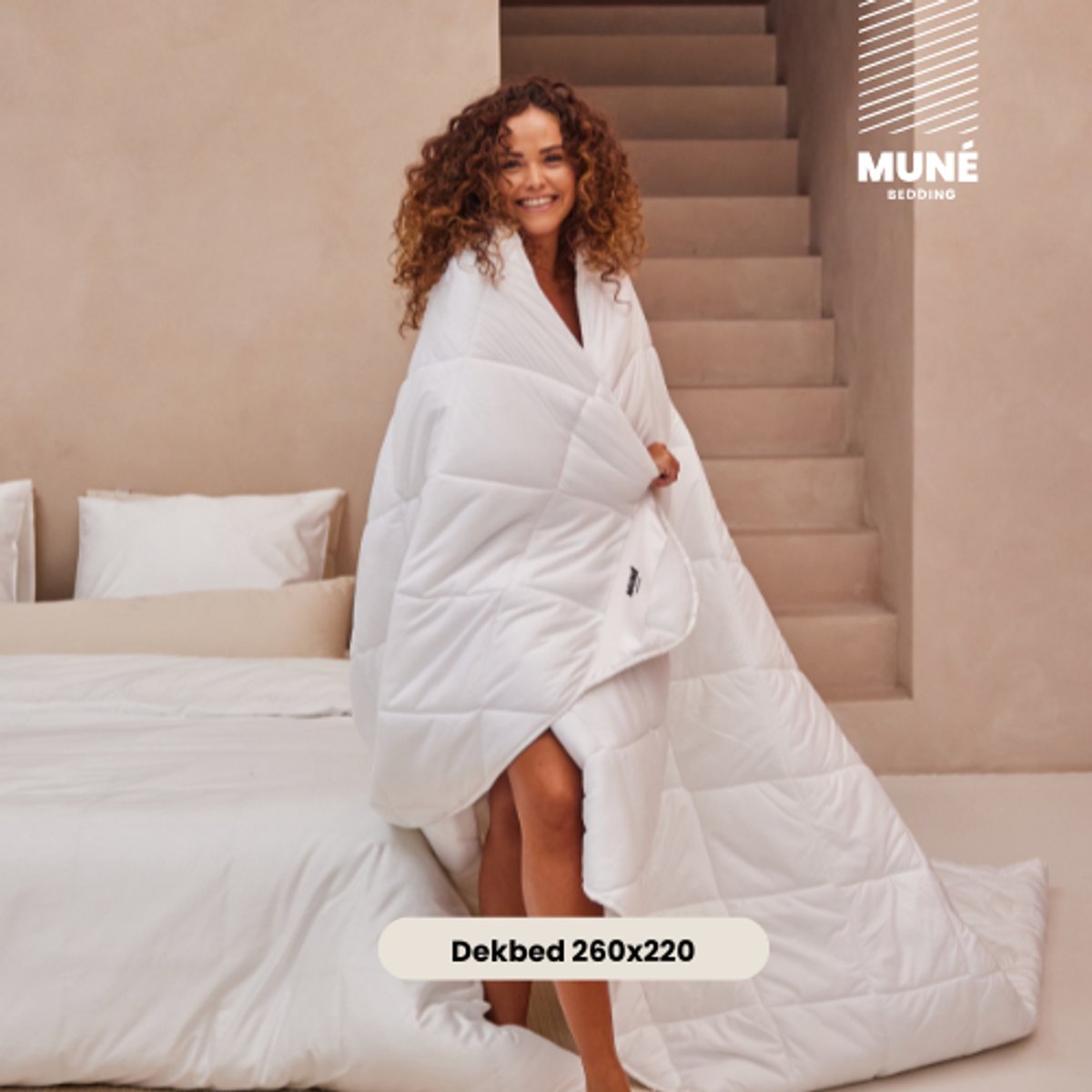 Muné Bedding - Extra Zacht Dekbed - 4 seizoens - 260x220 cm - 2 persoons - Anti Allergie - Wasbaar - Wit - ALLE MATEN BESCHIKBAAR