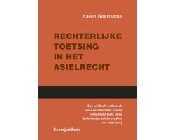 Omslag van Rechterlijke toetsing in het asielrecht