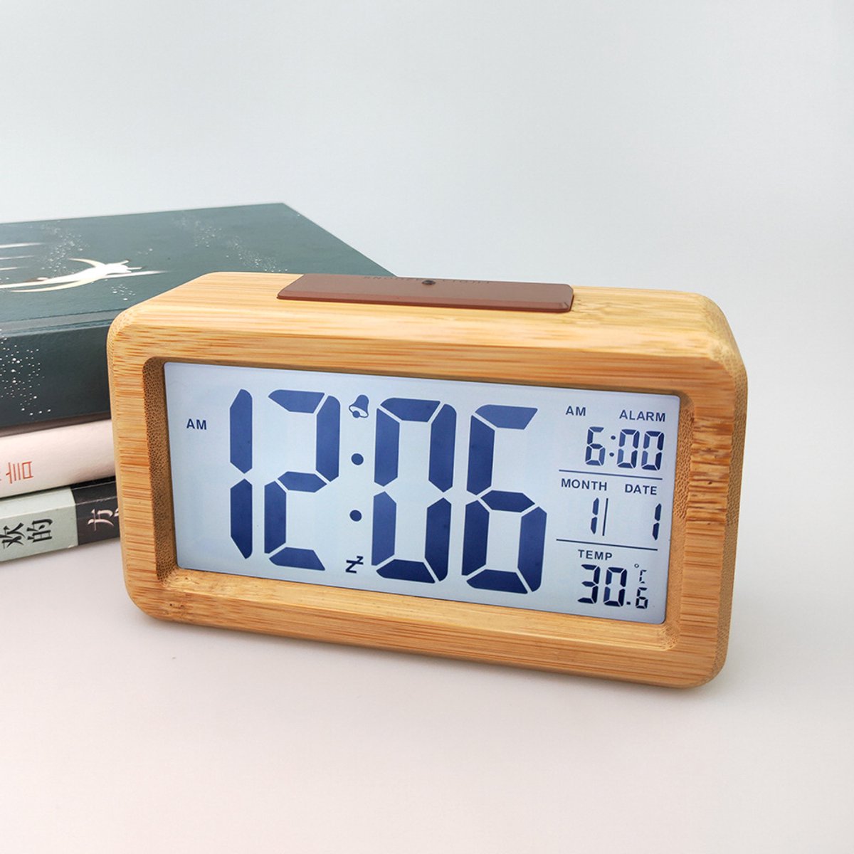 Digitale Houten Wekker Met LCD-scherm, Datumweergave, Temperatuurweergave, Automatische Lichtsensor, Sluimerfunctie, Werkt Op Batterijen (batterijen Niet Inbegrepen)