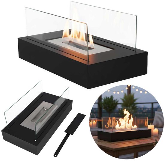 Zwarte tafelhaard met glazen windscherm, met en zonder vlammen. Ook een opgestookte versie op een terras.