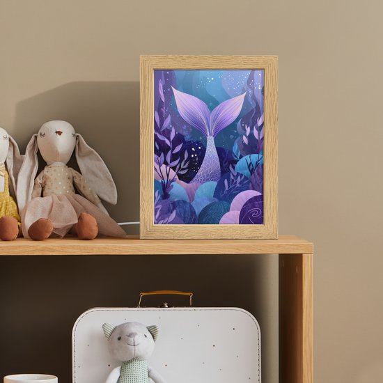Nachtlampje 15x20 cm - Kinder lamp - Zeemeerminnenstaart - Onderwaterplanten - Paars - Blauw - Tafellamp kinderkamer - Slaapkamer lamp - Bedlamp kinderen - Kinderlampje stopcontact - Wandlamp babykamer - Nachtlampjes van Merkloos — afbeelding 3