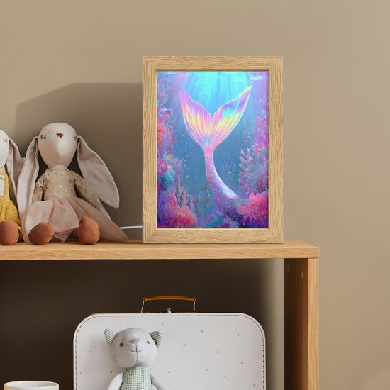 Nachtlampje 15x20 cm - Kinder lamp - Zeemeerminnenstaart - Koraal - Water - Tafellamp kinderkamer - Slaapkamer lamp - Bedlamp kinderen - Kinderlampje stopcontact - Wandlamp babykamer - Nachtlampjes van Merkloos — afbeelding 3