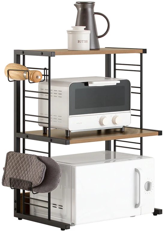 Zwart aanrechtrek met houten planken, met twee magnetrons, potten en een deken.