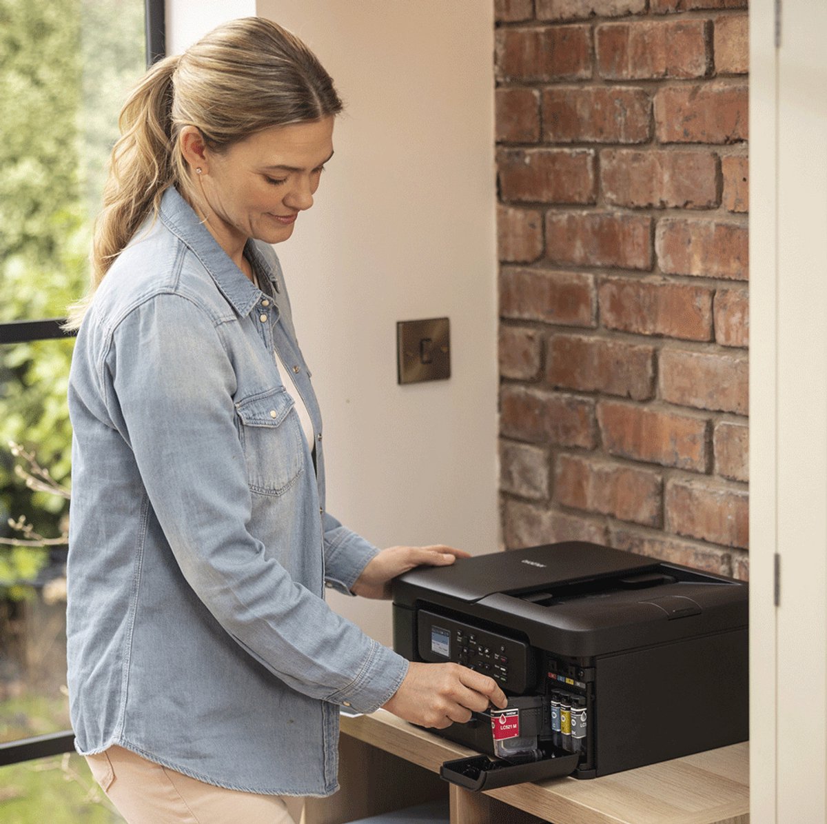 Brother DCP-J1360DW - Multifunctionele Inkjetprinter - A4 - 1200 x 6000 DPI - 16 ppm - Wifi - Zwart — afbeelding 4