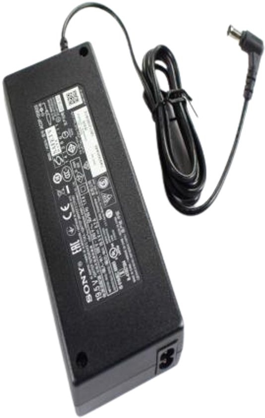 Zwarte Sony 120W stroomadapter met label en zwarte kabel met stekker.