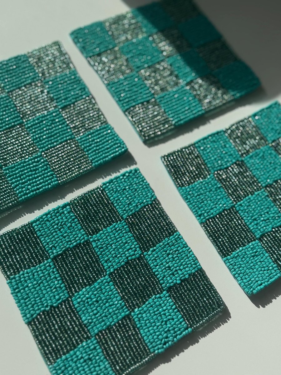 De Coole Tante - Kralen Onderzetters - Set van 4 - Handgemaakt - 10x10 cm - Blauw Checkered