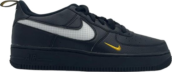 Nike Air Force 1 LV8 Sneakers Mannen Zwart Maat 36.5 bol