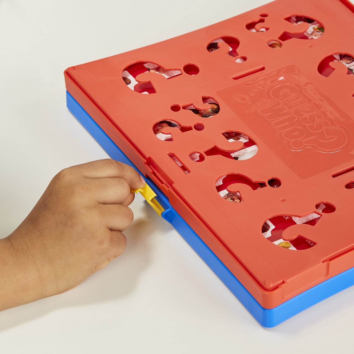 Wie is het? - Kinderspel Nieuwe editie - Hasbro Gaming — afbeelding 3