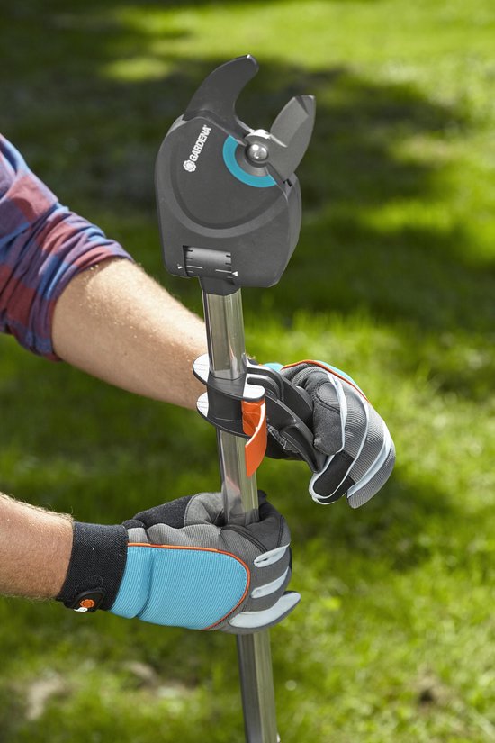 Nagelriemschaartje - gebogen - spits punt - voor het fijn en nauwkeurig