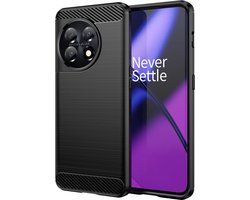 Geborsteld TPU Hoesje Geschikt voor OnePlus 11 | Beschermhoes | Back Cover | Flexibel TPU | Stijlvol Carbon | Dun | Zwart