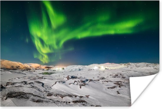 Aurores boréales au dessus d'un paysage hivernal poster papier 180x120 cm - Tirage photo sur Poster (décoration murale salon / chambre) / Phénomènes naturels Poster XXL / Groot format!