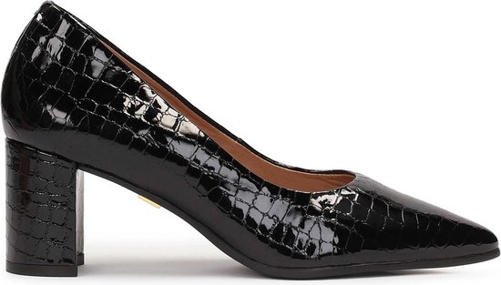 Embossed patent leather pumps