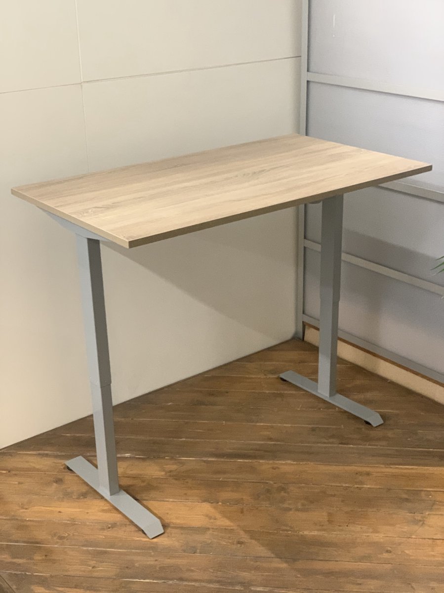 FB01 - elektrisch zit sta bureau met memory - grijs onderstel - robson midden eiken blad - NU MET GRATIS USB OPLADER! - 160 x 80 - NIEUW