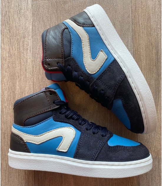 Pinocchio sneaker bleu taille 24