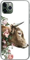 Geschikt voor iPhone 11 Pro Max hoesje - Schotse hooglander - Koe - Bloemen - Siliconen Telefoonhoesje