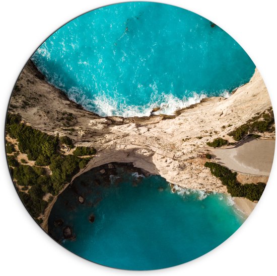 Dibond Muurcirkel - Bovenaanzicht van Mediteraanse Cliffs - 70x70 cm Foto op Aluminium Muurcirkel (met ophangsysteem)