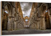 WallClassics - Hout - Klooster in Italië - De abdij van Saint Galgano - 120x80 cm - 9 mm dik - Foto op Hout (Met Ophangsysteem)