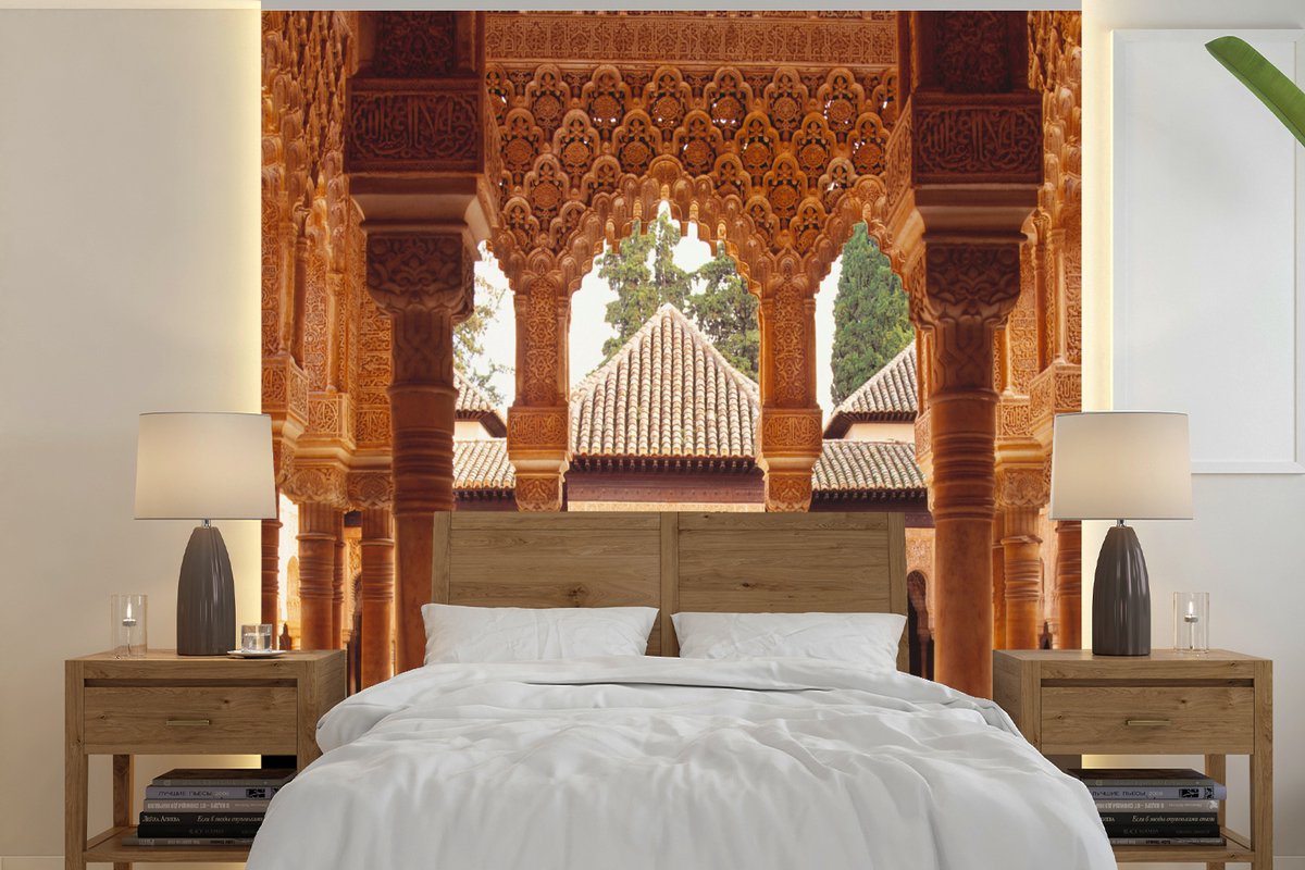Behang - Fotobehang Traditionele binnenplaats Alhambra - Breedte 220 cm x hoogte 220 cm