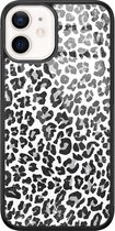 Casimoda® hoesje - Geschikt voor iPhone 12 Mini - Luipaard Grijs - Luxe Hard Case Zwart - Backcover telefoonhoesje - Grijs