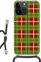 Geschikt voorApple Iphone 14 Pro - Crossbody Case - Plaid - Groen - Rood - Patroon - Siliconen - Crossbody - Backcover met Koord - Telefoonhoesje met koord - Hoesje met touw
